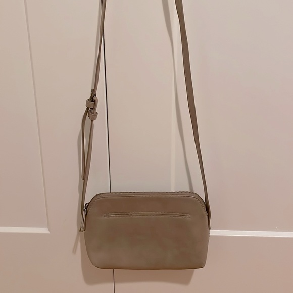 Brown crossbody - Picture 1 of 1